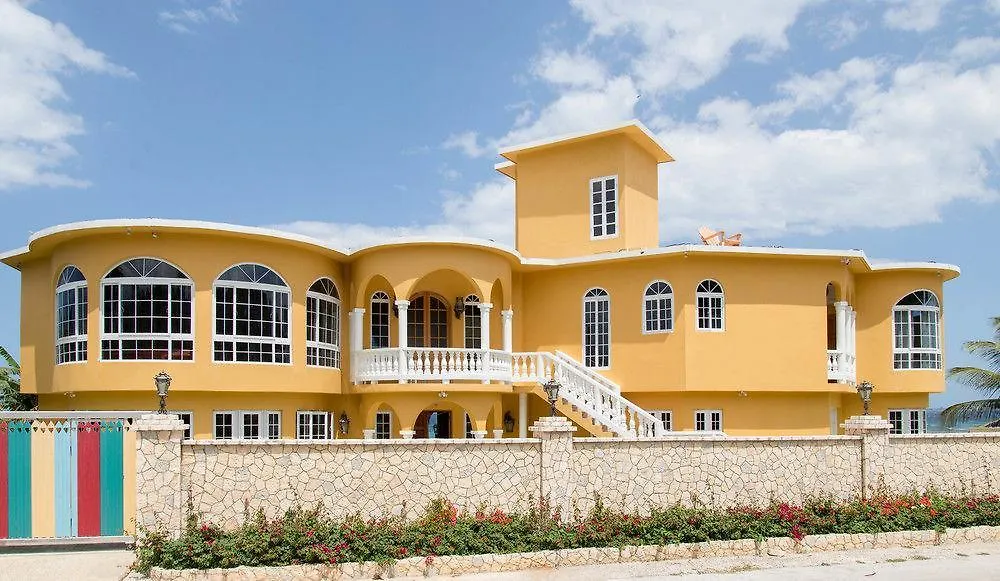 Waters Edge Guest House Montego Bay Homestay szállás