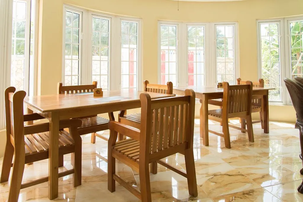Waters Edge Guest House مونتيغو باي 0*,  جامايكا