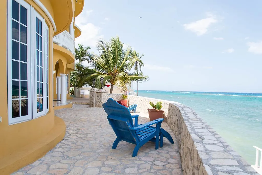 منزل للإقامة Waters Edge Guest House مونتيغو باي جامايكا