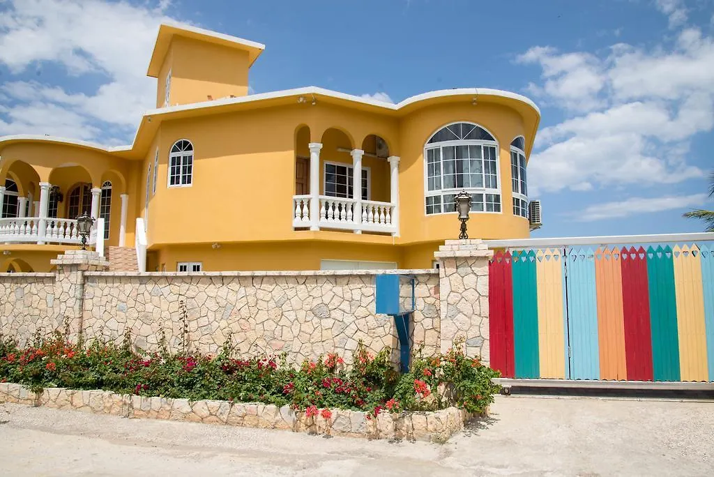 منزل للإقامة Waters Edge Guest House مونتيغو باي